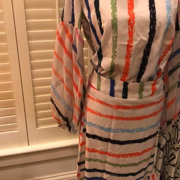 Top and skirt with ruffle at hem and sheer sleeve - Picture 3 of 5